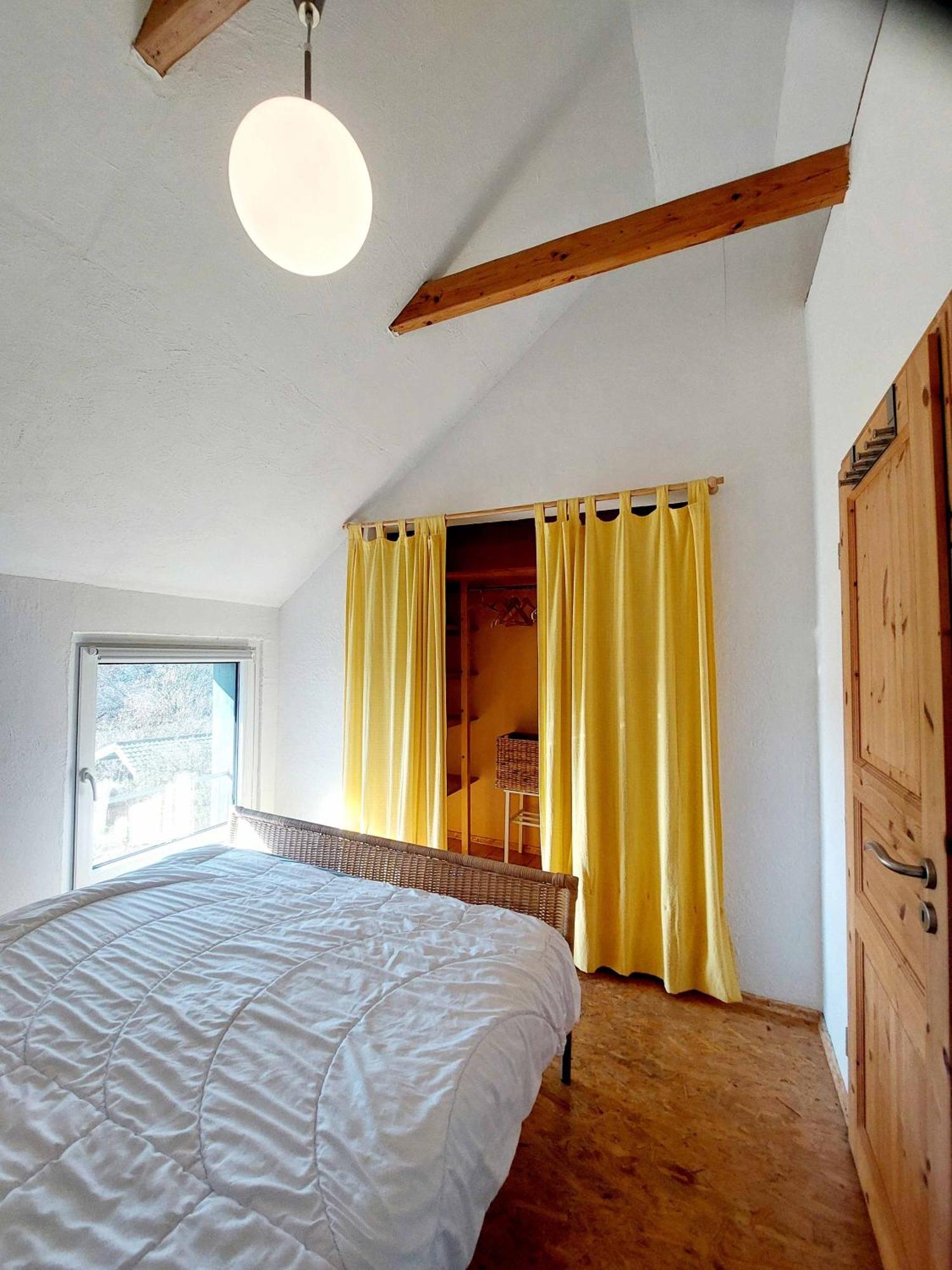 Kleines Haus Mitten In Der Natur Mit Eigener Terrasse Und Sonnenbalkon Halver Exteriör bild