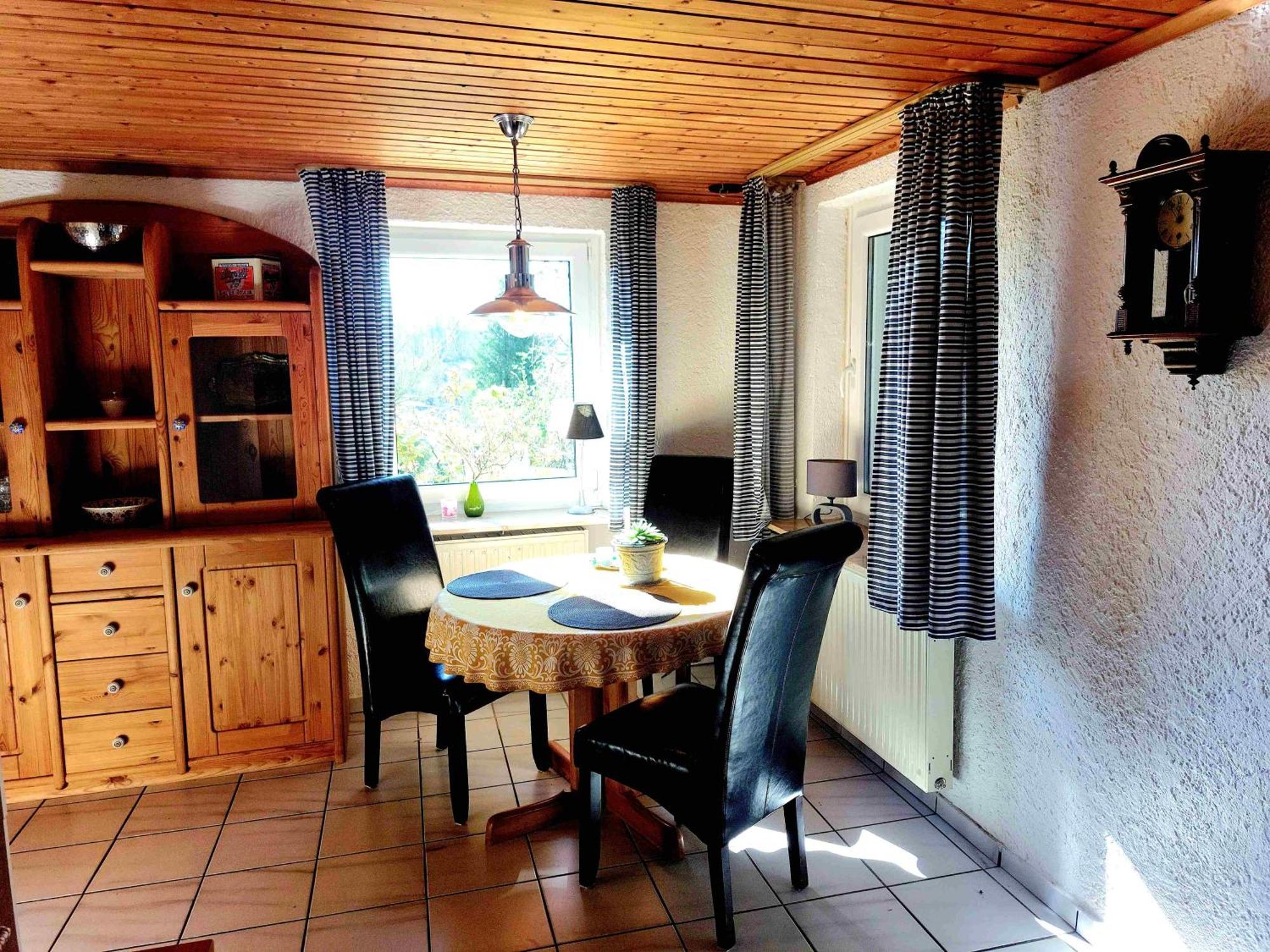 Kleines Haus Mitten In Der Natur Mit Eigener Terrasse Und Sonnenbalkon Halver Exteriör bild