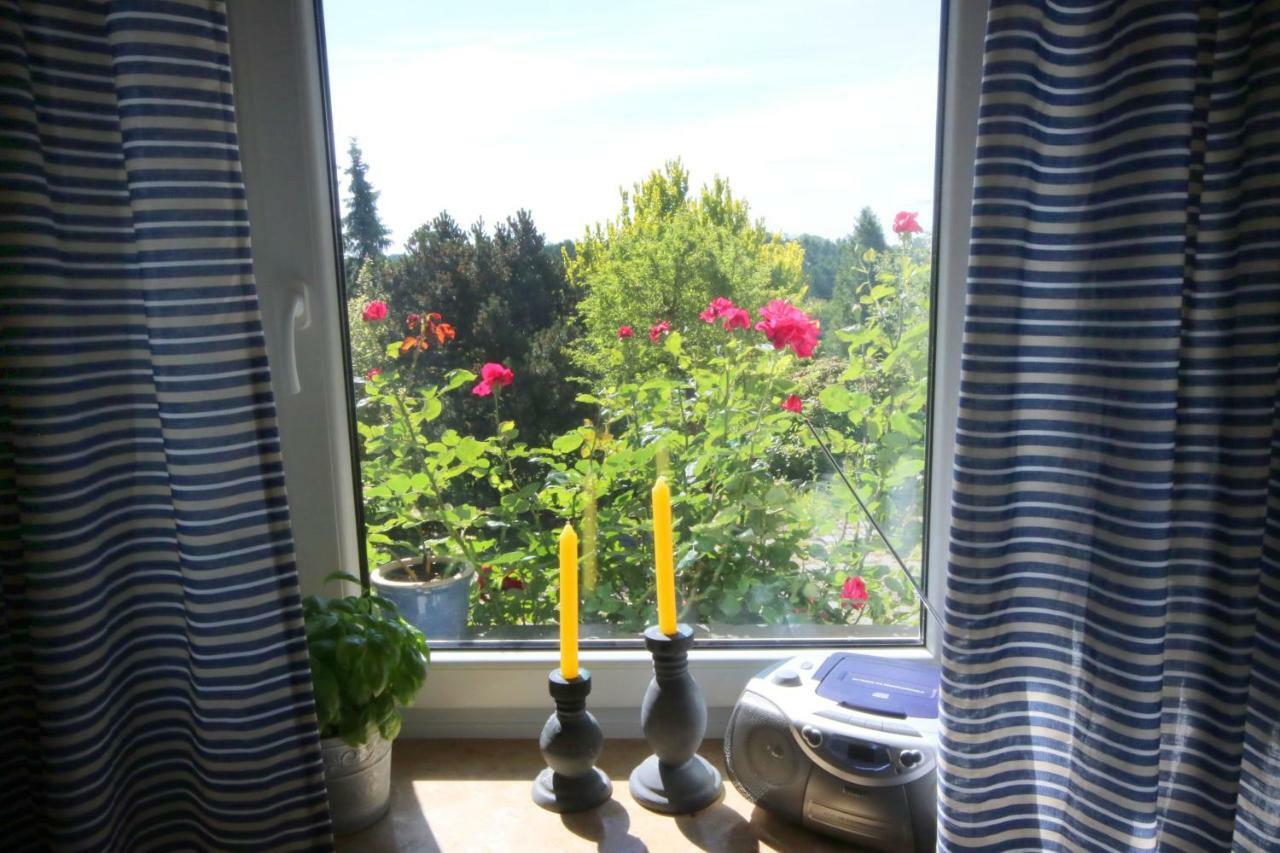 Kleines Haus Mitten In Der Natur Mit Eigener Terrasse Und Sonnenbalkon Halver Exteriör bild